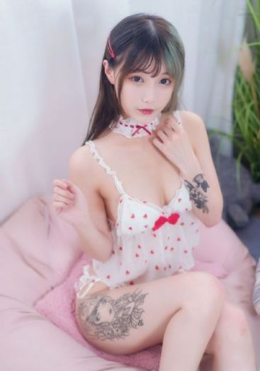 免费观看性生交大片女神_BD韩语完整在线观看